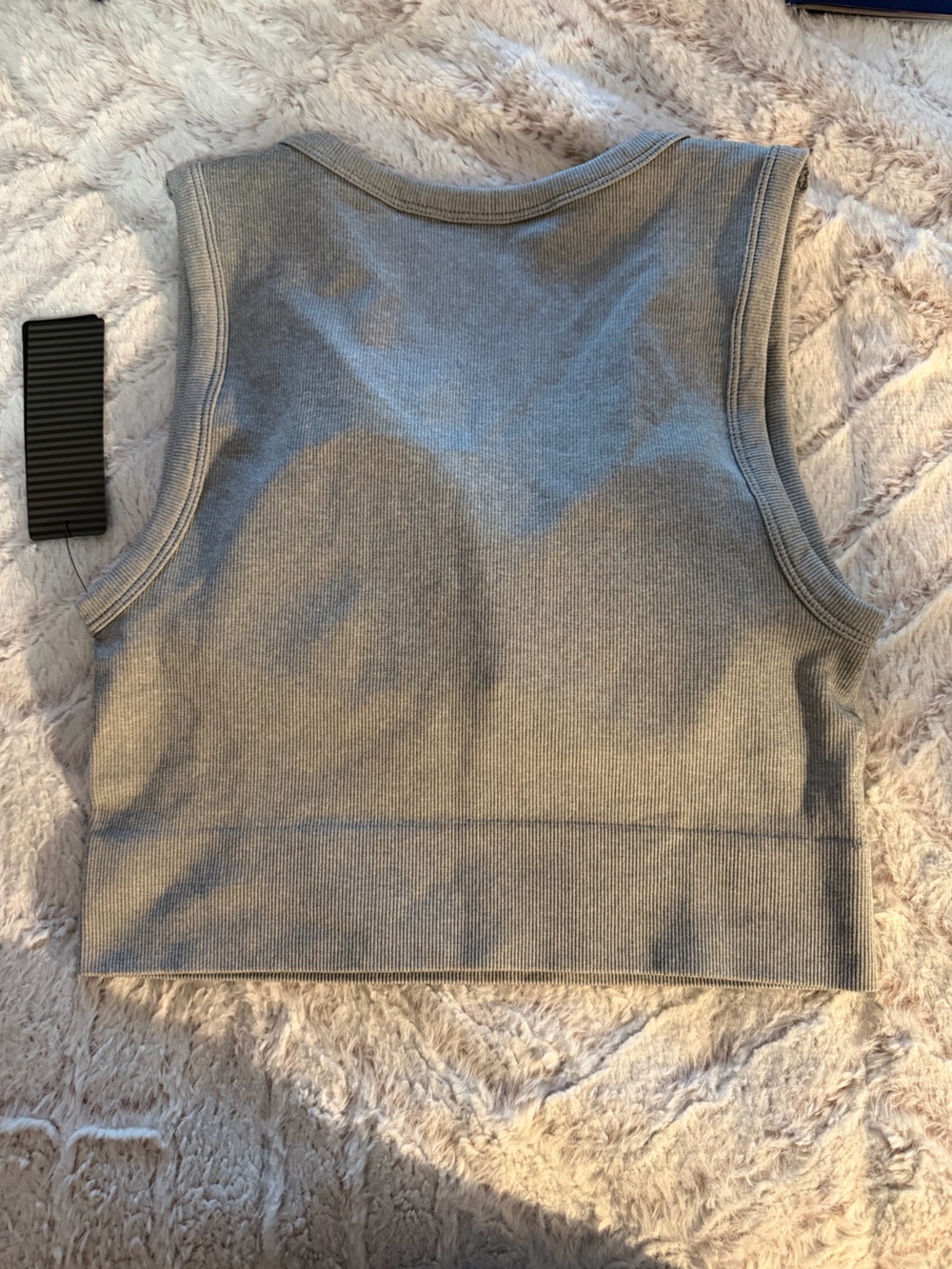 bebe Gray Ribbed Cropped Tank Top - Picture 2 of 5